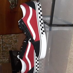 Vans Sneakers (Laceless)